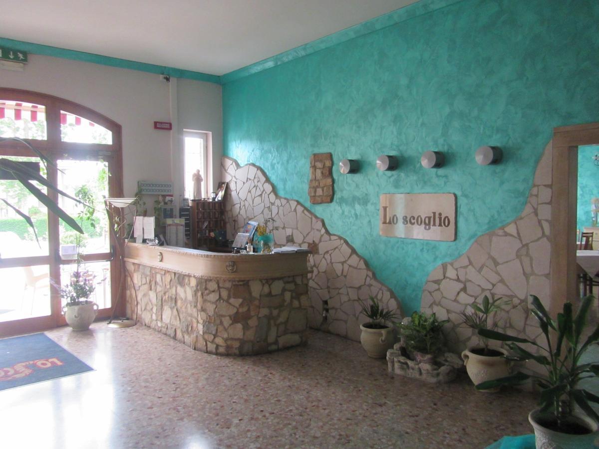 Hotel Lo Scoglio Castelnuovo del Garda Exteriér fotografie